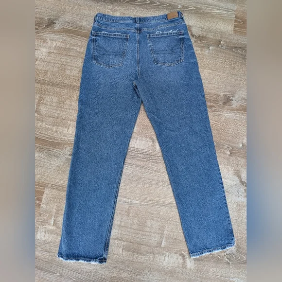 American Eagle Super High Rise Straight Rigid Jeans Size 14 Long - Picture 9 of 10